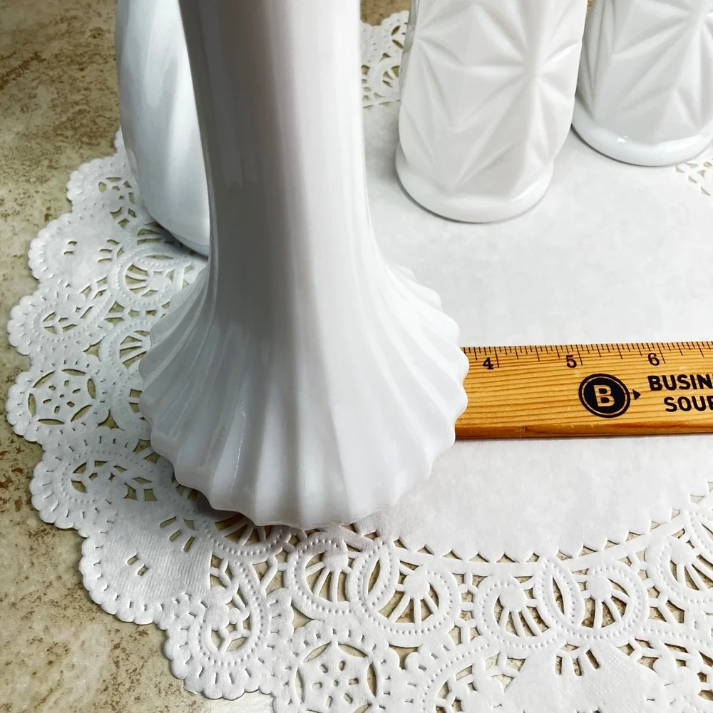 Hoosier Glass Bud Vases Set of 4 Vintage Milk Glass White Geometric Swirl